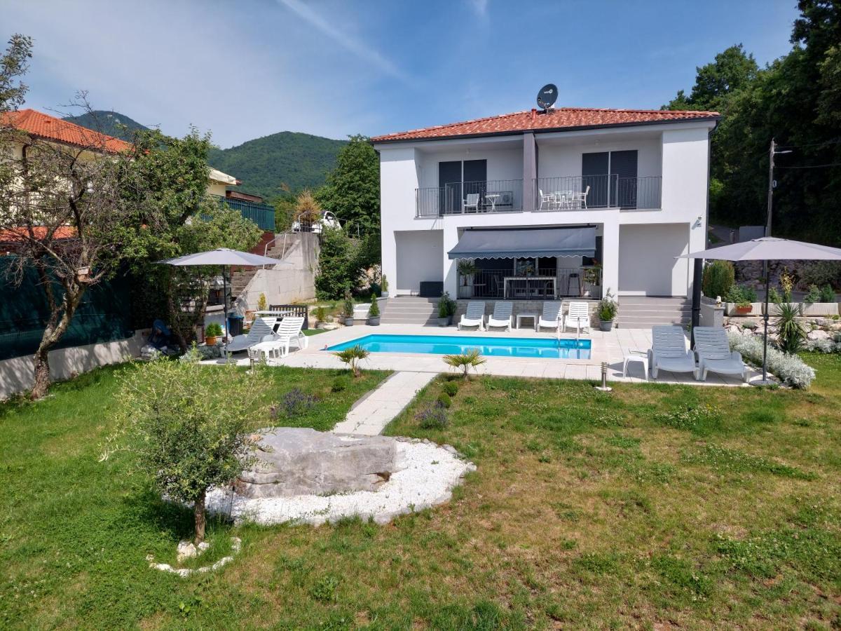 Villa Madlen Icici Bagian luar foto