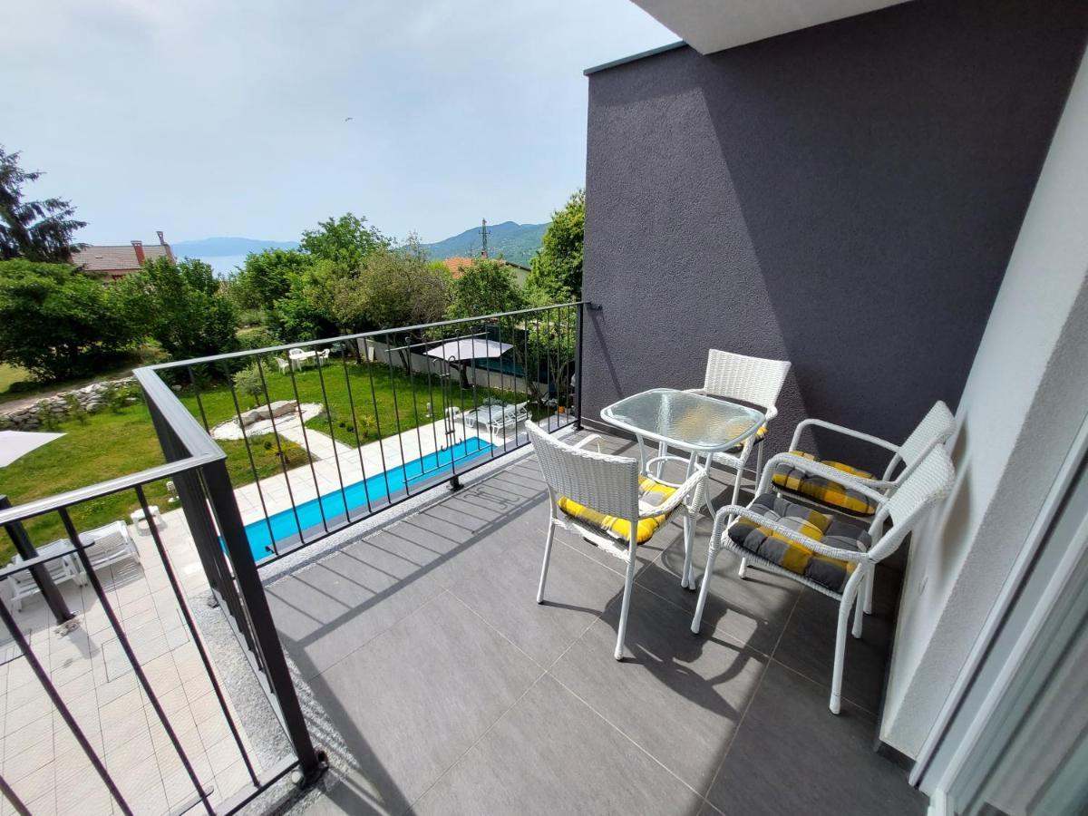 Villa Madlen Icici Ruang foto