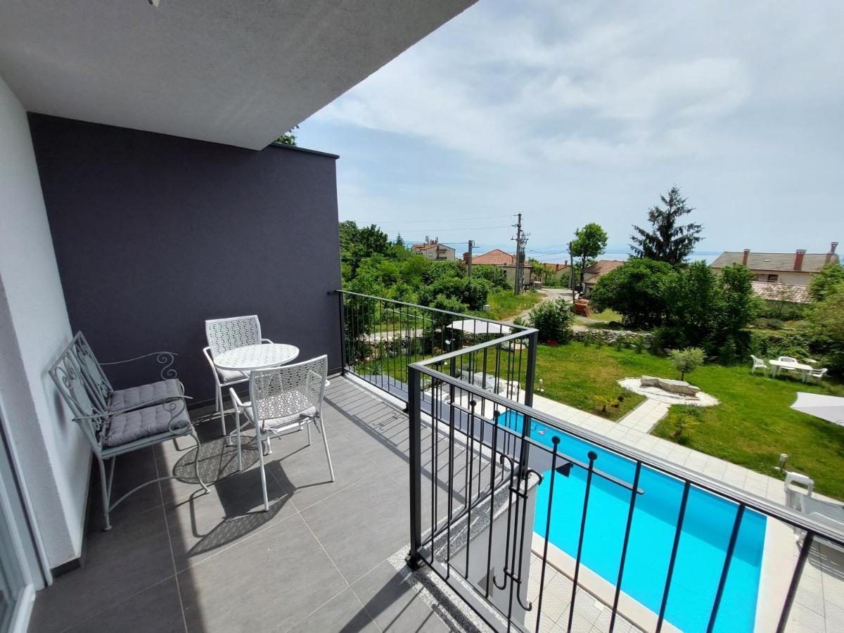 Villa Madlen Icici Bagian luar foto